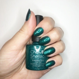 Shellac nail polish -  EMERALD LIGHTS