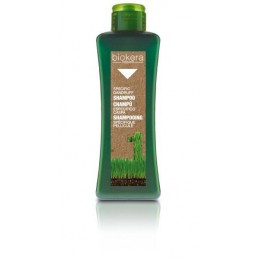 Anti - dandruff shampoo - Keeps the hair and scalp free from dandruff for longer